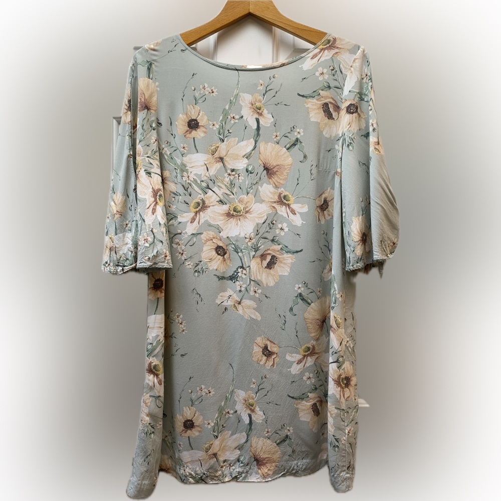 H&M - Picture 2 of 6